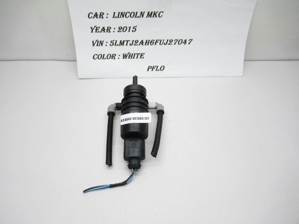 15-17 LINCOLN MKC Windshield Washer Reservoir Motor Pump CJ54-17664-AA OEM