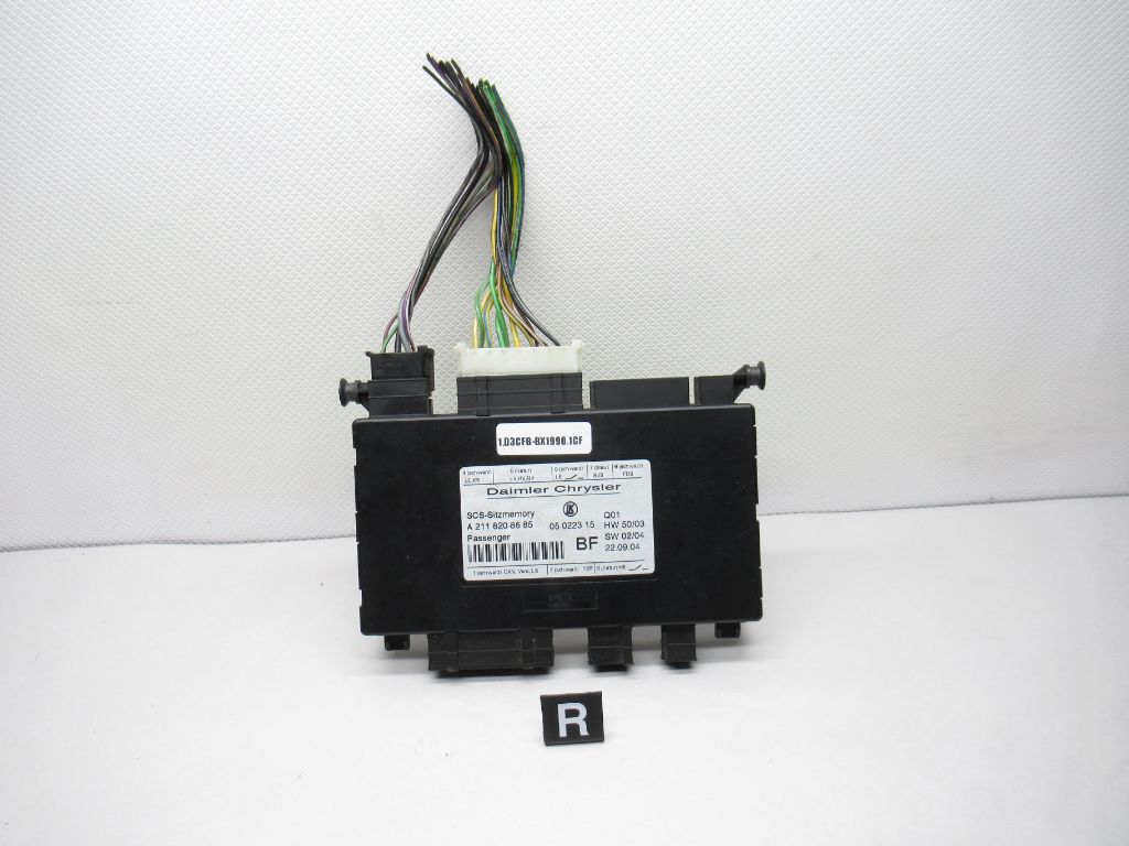 07-11 Mercedes CLS550 Front Right Seat Control Module A2118208685 OEM