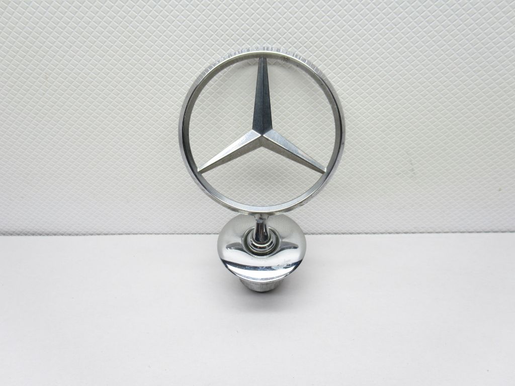 2000-2005 MERCEDES-BENZ GENUINE Hood Star Chrome Emblem 2218800086 OEM