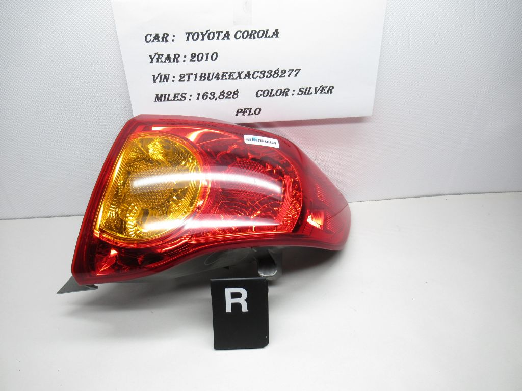 2009-2013 Toyota Corolla Right Side  Tail Light Lamp 81550-02460 OEM