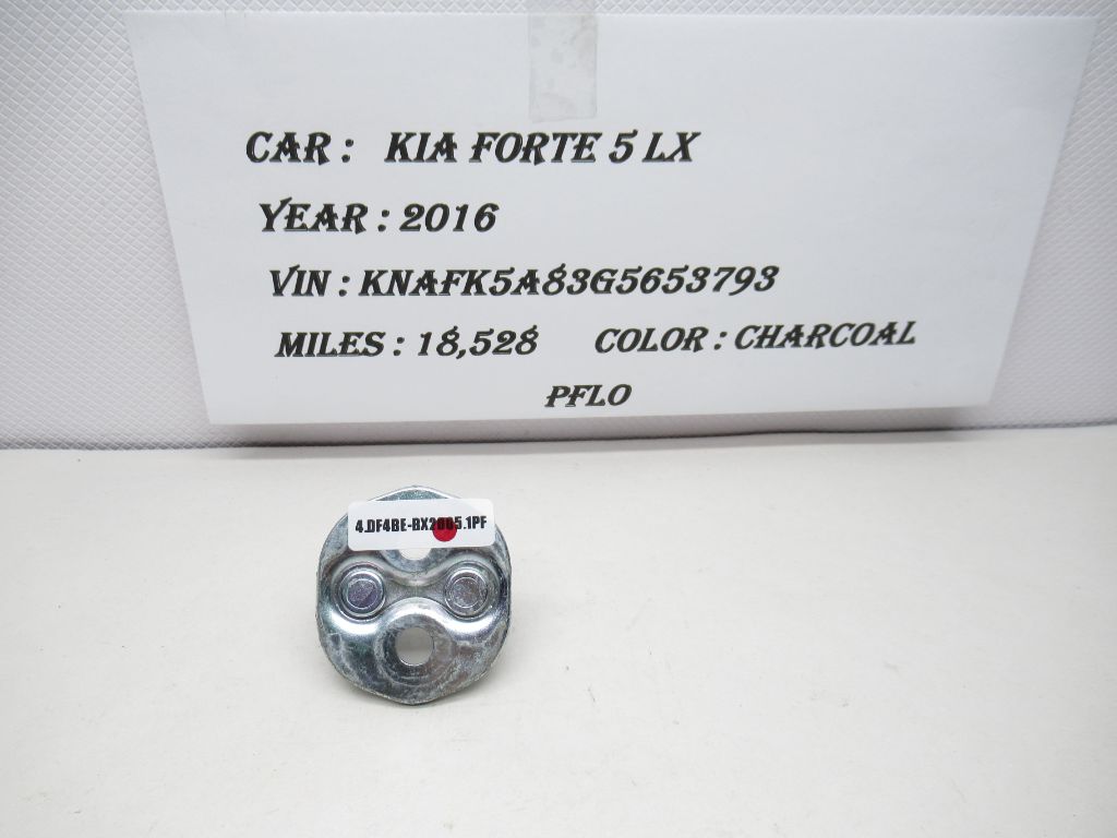 2016 KIA FORTE 5LX Door Lock Latch Striker Plate 813501D000 OEM