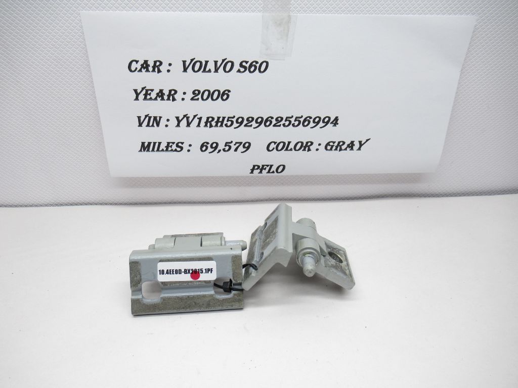 2001-2007 VOLVO S60 Right Door Hinges Pair OEM