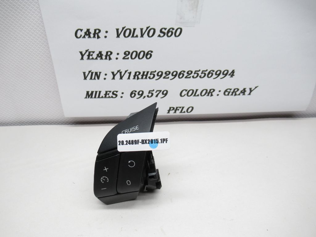 2006-2009 Volvo S60 Steering Wheel Cruise Control Switch 30739566 OEM