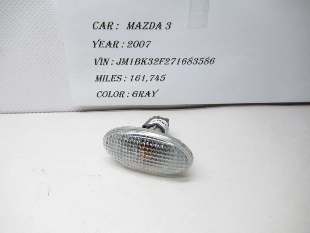 04-07 Mazda 3 Right or Left Driver Pass. Marker Light Lamp P2829 OEM