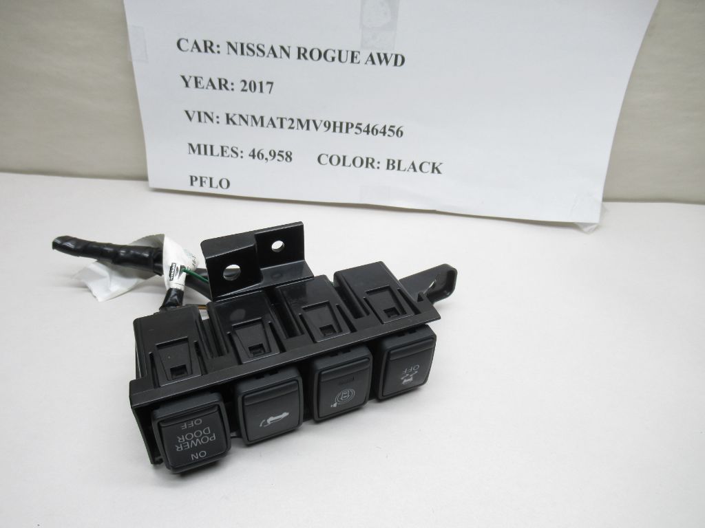 2017-2019 Nissan Rogue Dash  Switches 25134-3NF0A OEM