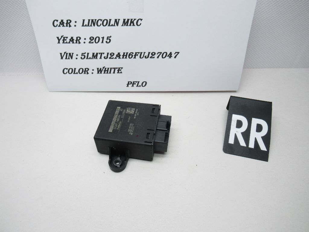 2015-2019 Lincoln MKC Rear Right Door Module DG9T-14B534 OEM
