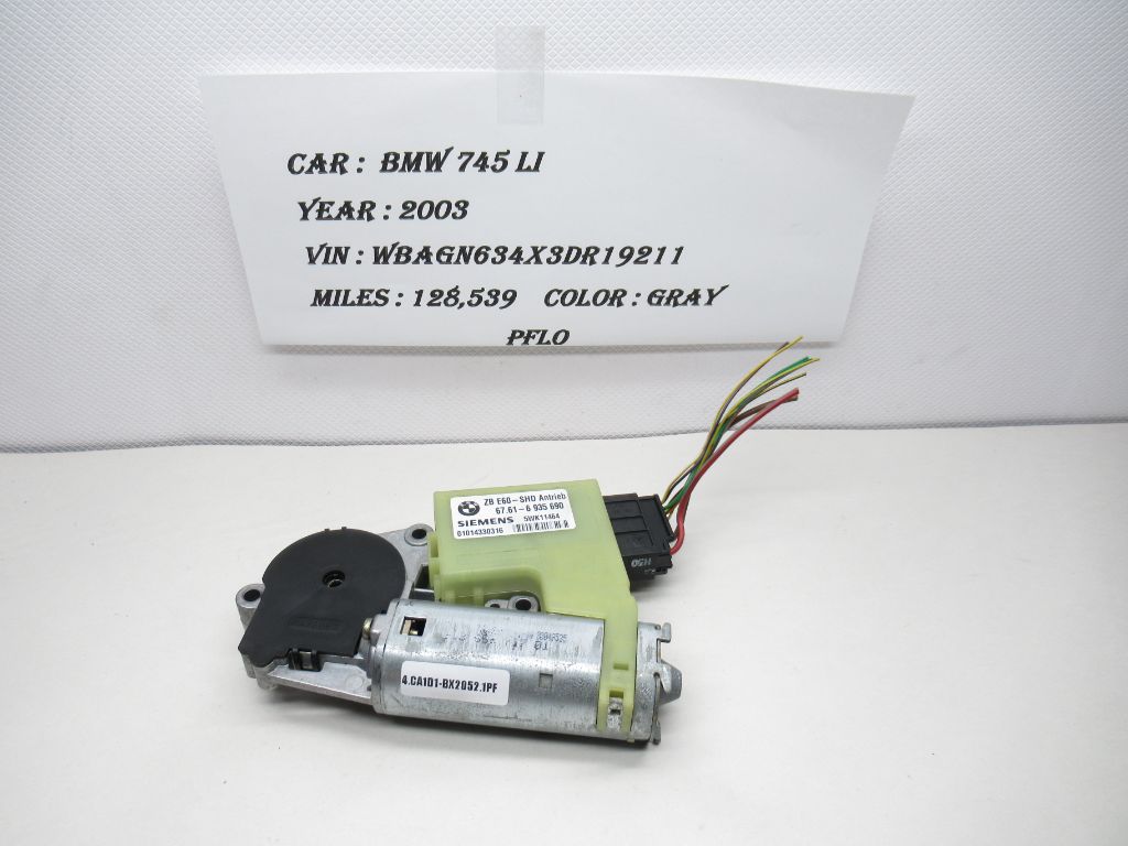 02-05 BMW 745 Li Sunroof Moon Roof Motor 5WK11464 OEM