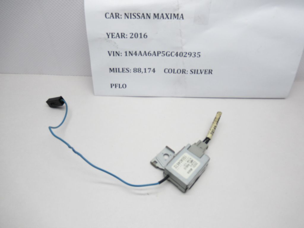 2016 Nissan Maxima Radio Roof Antenna Amplifier Module 282314RA0A OEM