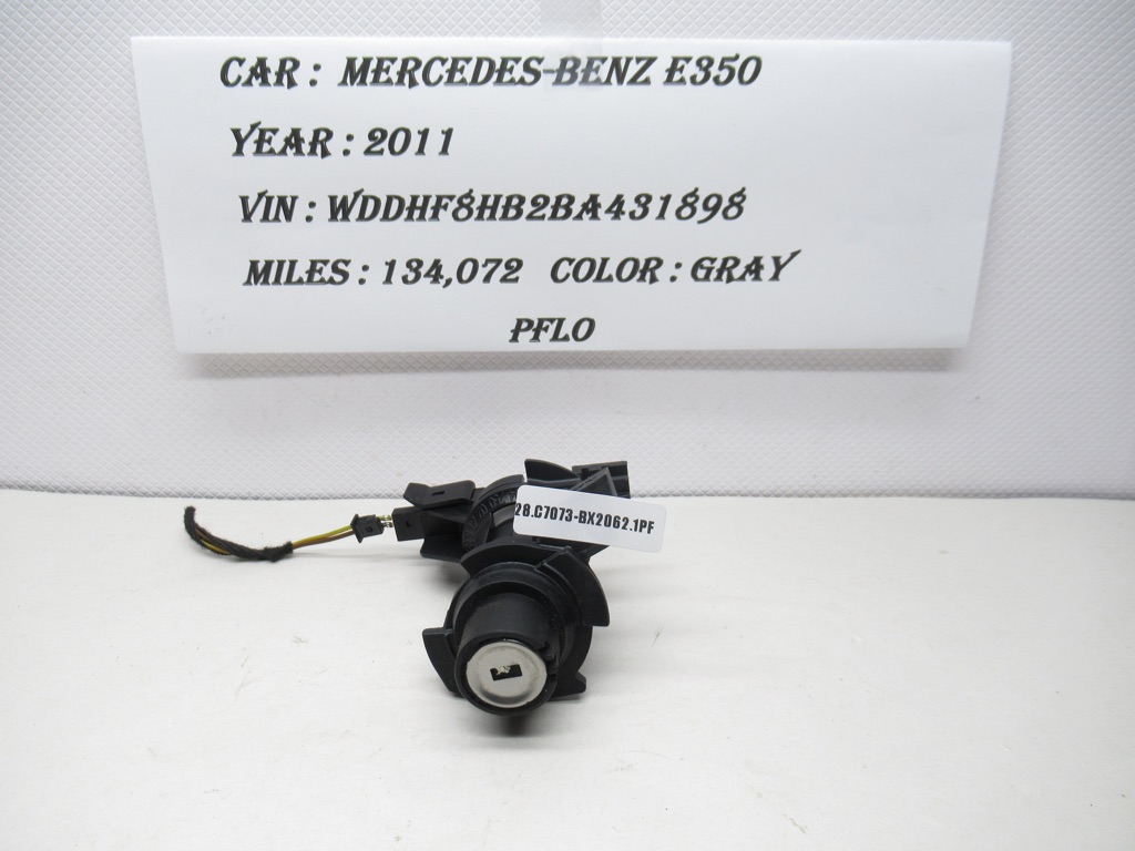 2010-2016 Mercedes-Benz E350 Rear Trunk Lock Actuator Motor A2047500261 OEM