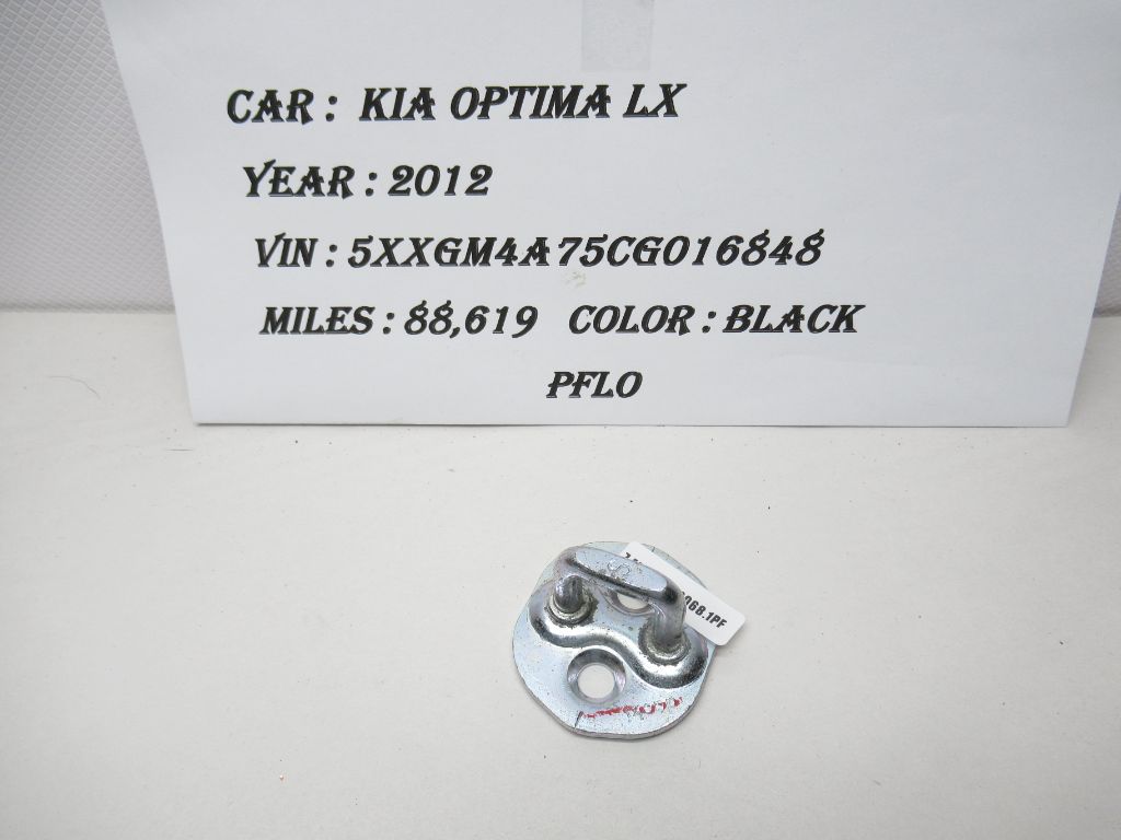 2012 Kia Optima Door Lock Latch Strike Plate 813501D000 OEM