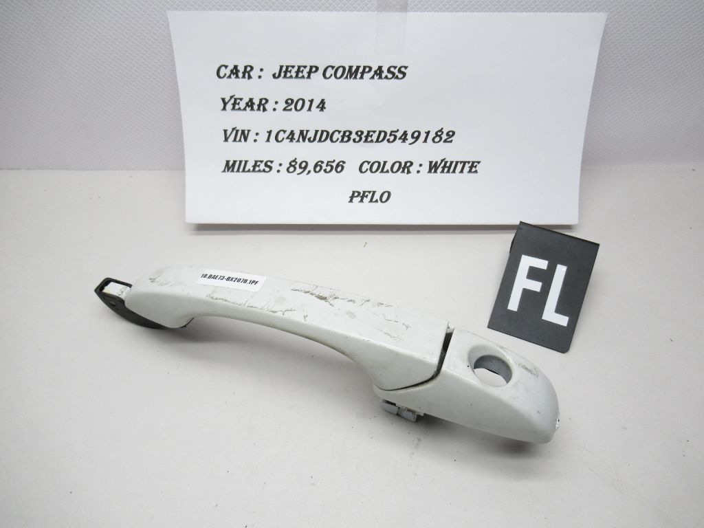 2007-2017 Jeep Compass Front Left Driver Side Exterior Door Handle 5074188AG OEM