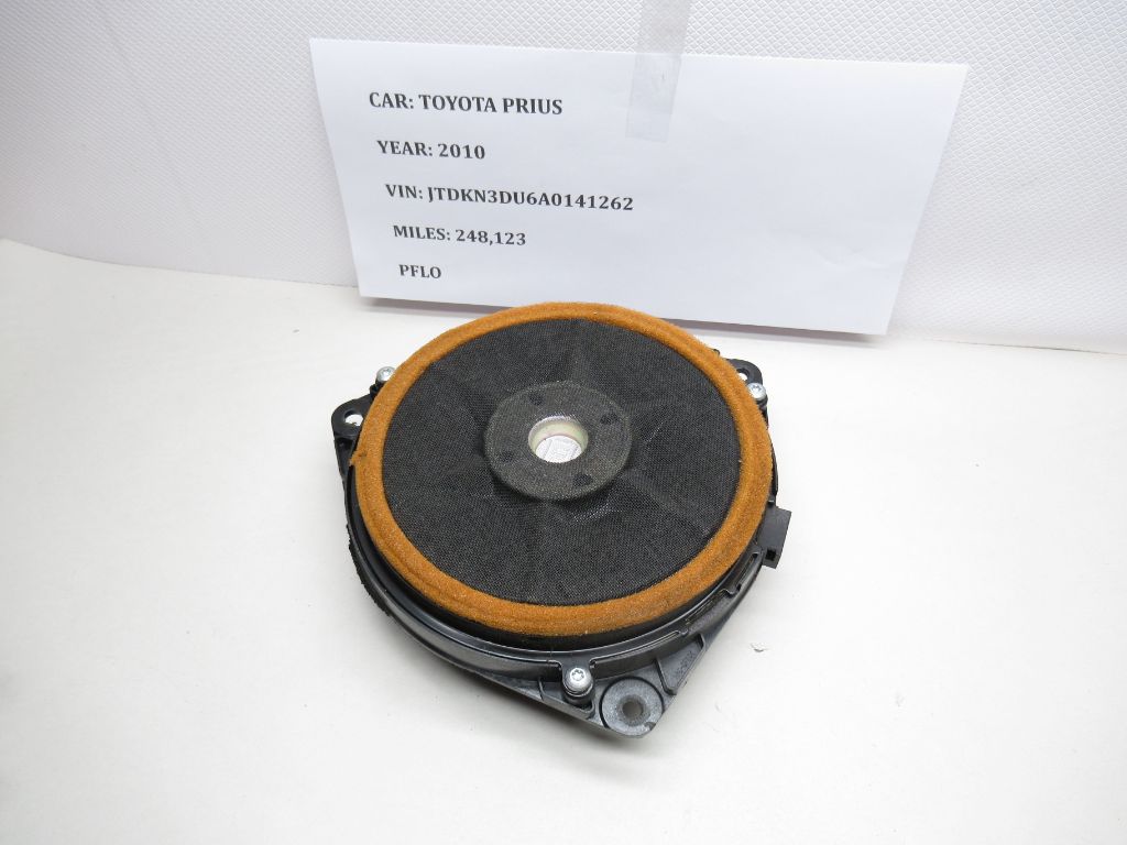 2010-2015 Toyota Prius Hybrid Rear Door Speaker 8942001301B OEM