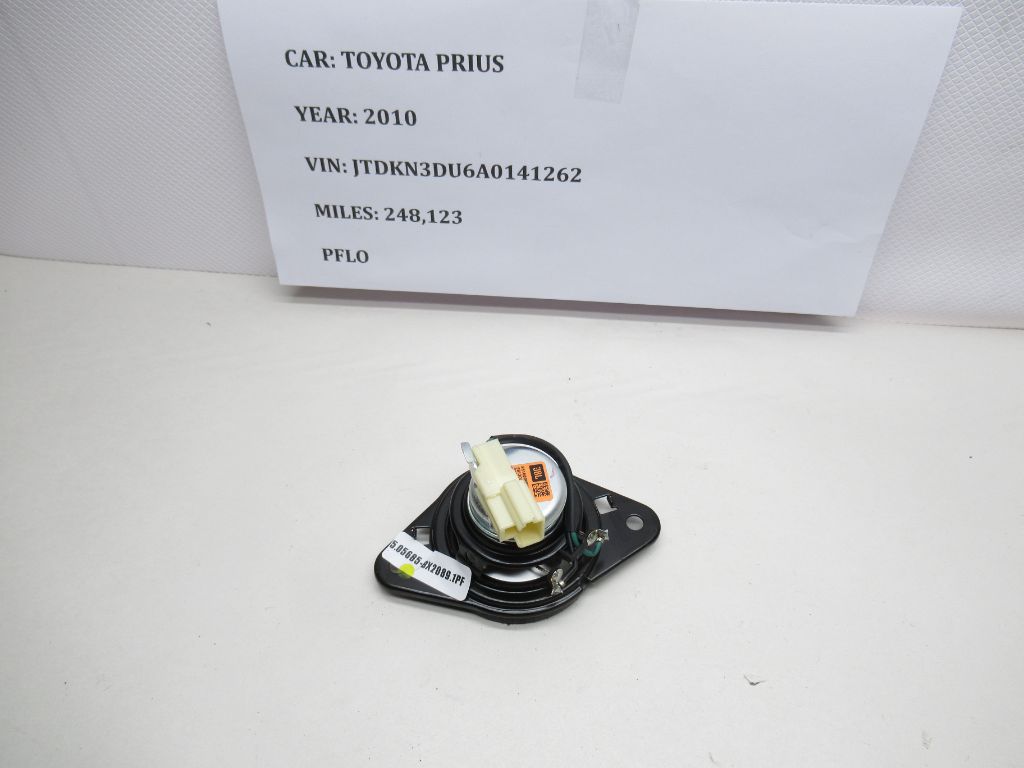 10-15 Toyota Prius Tweeter Speaker 861600W800 OEM