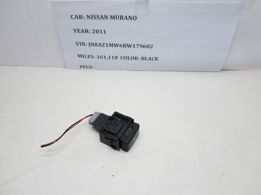 2009-2014 Nissan Murano Fuel Door Release Switch Gas OEM