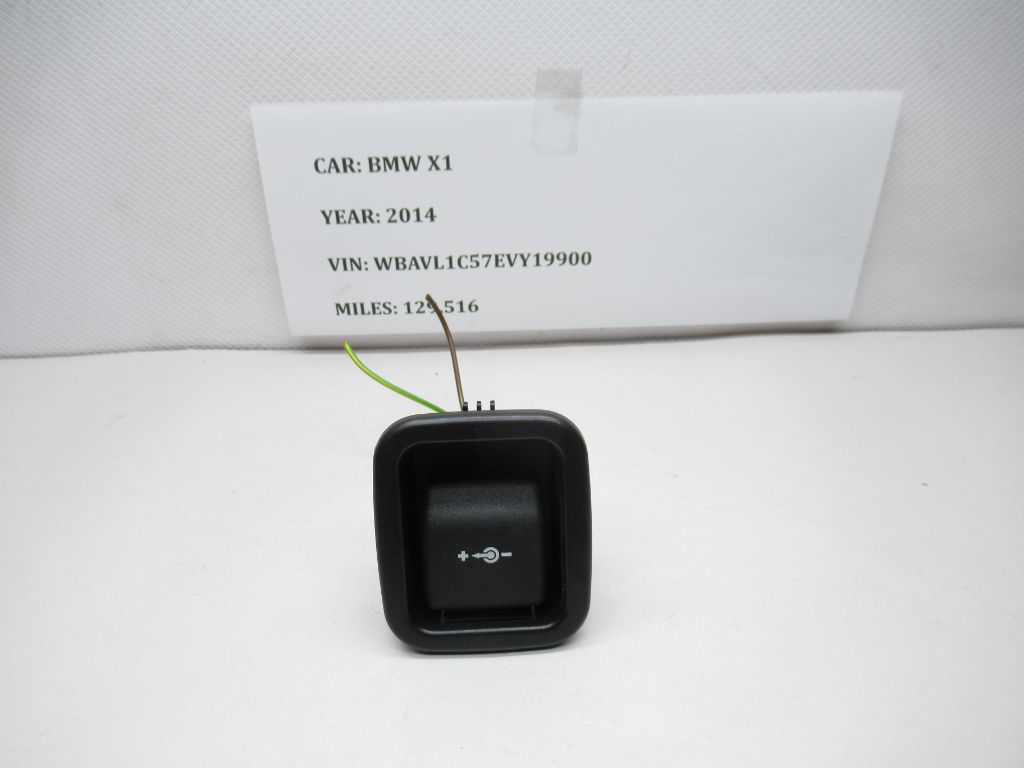 2013-2015 BMW X1 Cigarette Lighter Socket 7143111 OEM