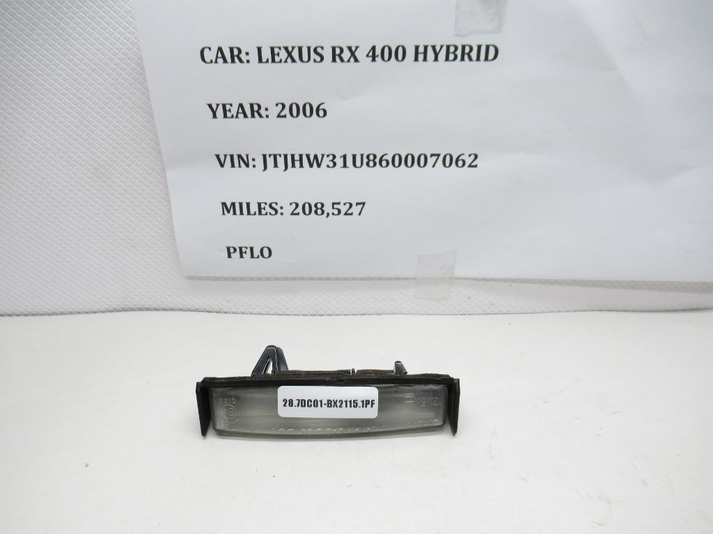 2006-2008 Lexus RX400 License Plate Light Lamp E130156 OEM