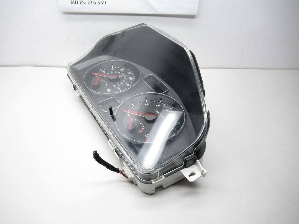08-10 VOLVO C30 Instrument Gauge Cluster Speedometer 30765313 OEM