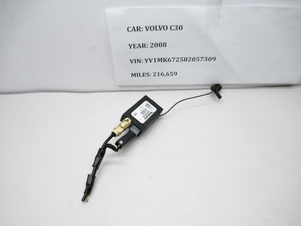 2008-2013 Volvo C30  Antenna Amplifier Module 30752169 OEM