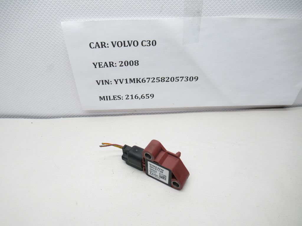 2008-2013 Volvo C30 Impact Sensor 30737138 OEM