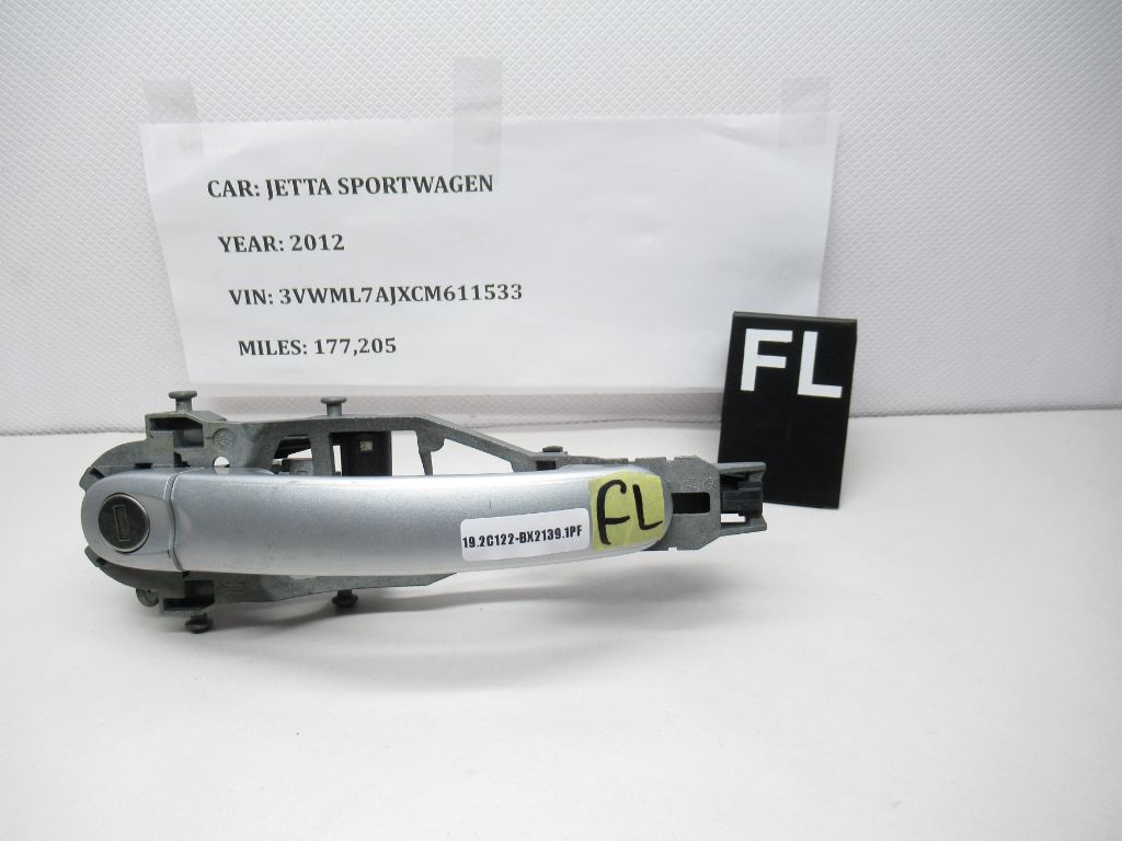 11-18 Volkswagn Jetta Sportwagen Front Left Door Exterior Handle 1K0837885 OEM