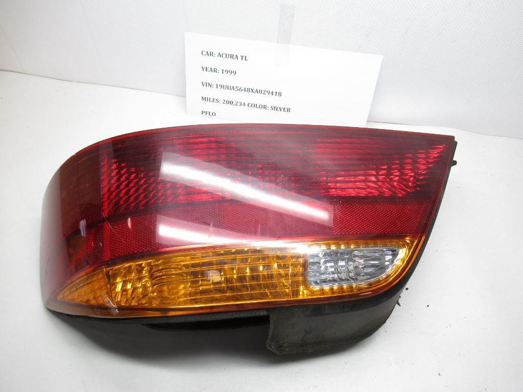 1999-2001 Acura TL Right Tail Light 33501-S0K-A01 OEM