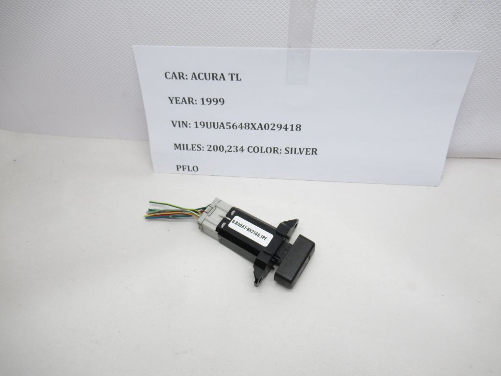 1999-2003 Acura TL Dash Emergency Hazard Light Switch Unit M17711 OEM