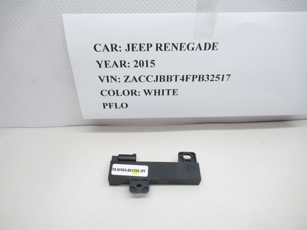 2015-2017 Jeep Renegade Keyless Entry Antenna Module Sensor 68051315AB OEM