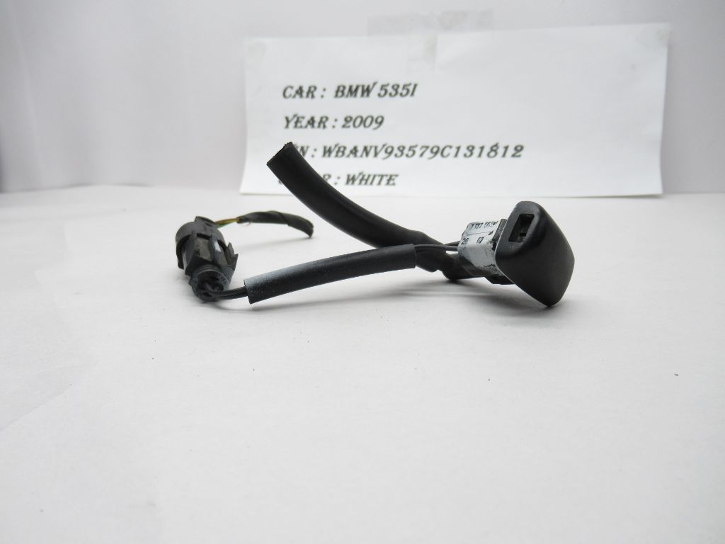 2008-2010 BMW 535I Windshield Washer Sprayer JET Nozzle 7132969 OEM