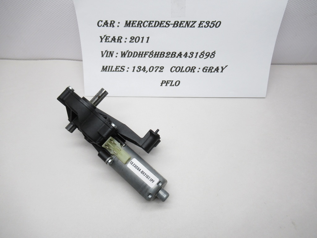 10-16 Mercedes-Benz E350 Front Right Seat Adjust Motor 0 390 203 325 OEM