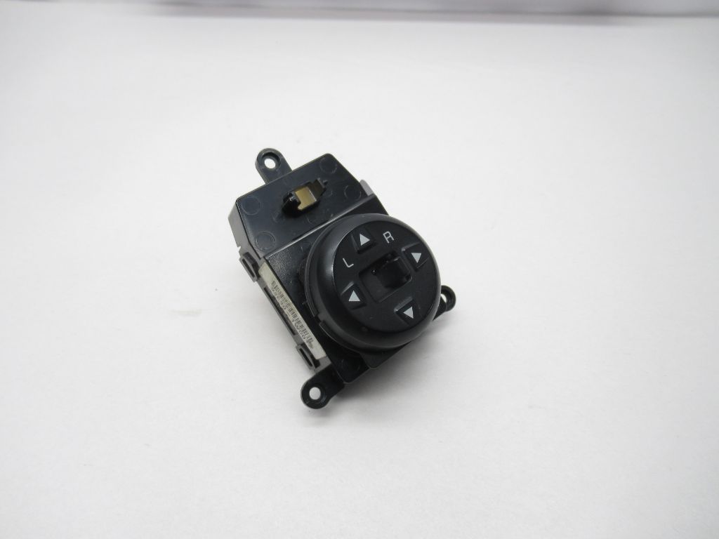 2015-2017 Kia Rio Mirror Control Switch 93530-1W001 OEM