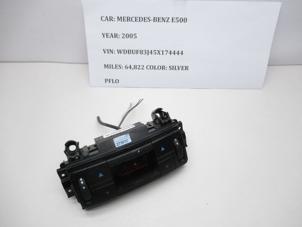 2003-2009 Mercedes-Benz E500  Rear AC Temperature Control 2118300285 OEM