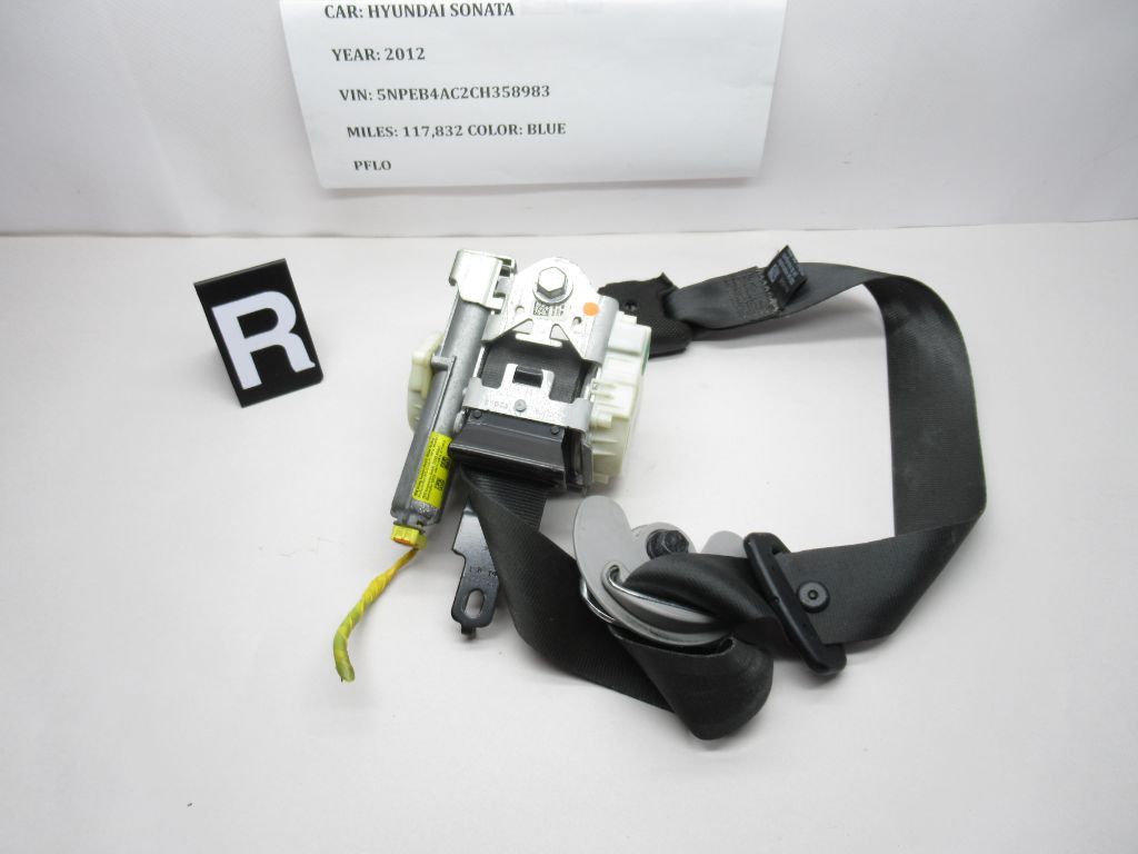 2011- 2014 Sonata Hyundai Front Right Seat Belt Retractor 88820-3Q000 OEM