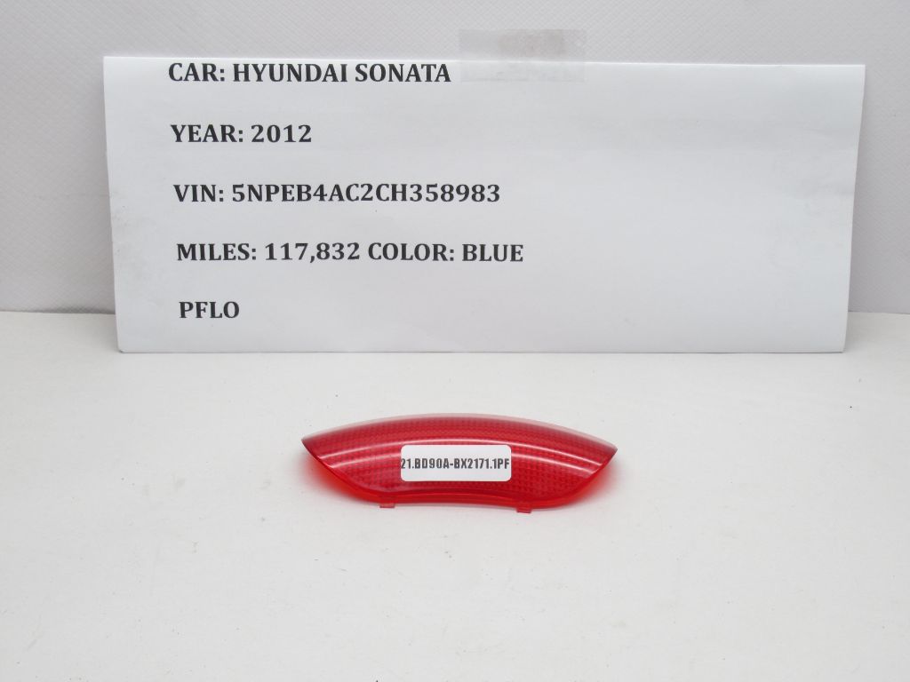 2011-2014 Hyundai Sonata Front Right Door Courtesy Lamp Reflector Lens OEM