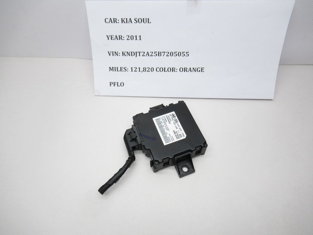 2011-2013 Kia Soul TPMS Tire Pressure Sensor Module 95800-2K500 OEM