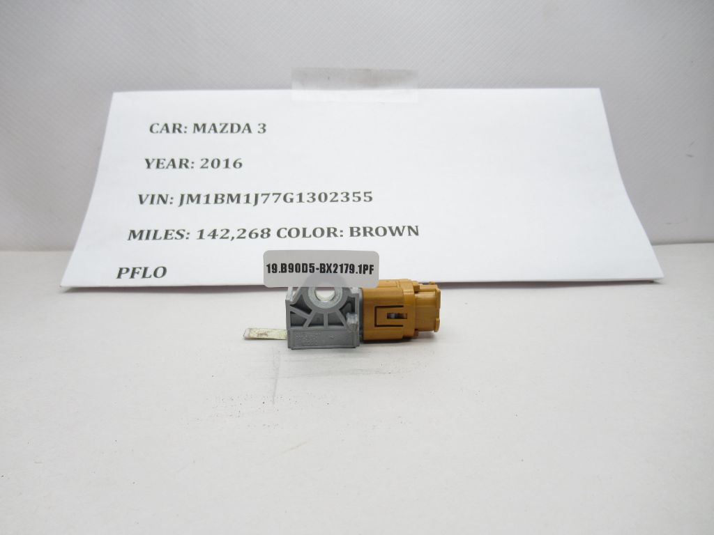2016 Mazda 3 Impact Sensor 95920-0X000 OEM