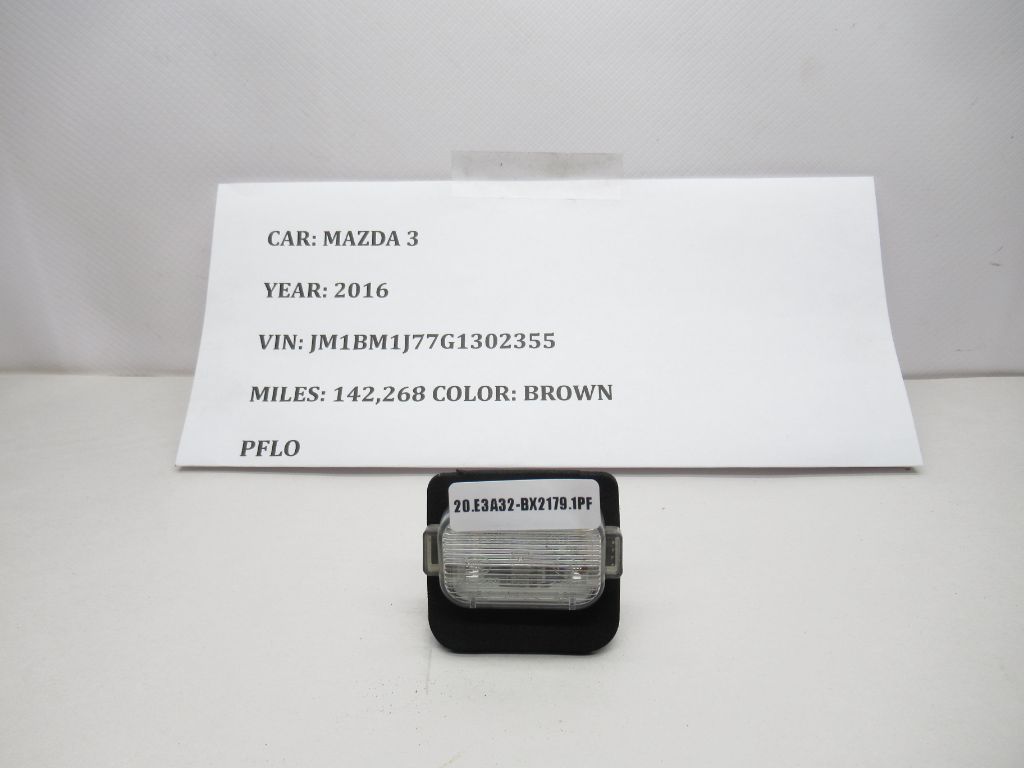 2015-2018 Mazda 3 Set Number Plate Light A052889 OEM