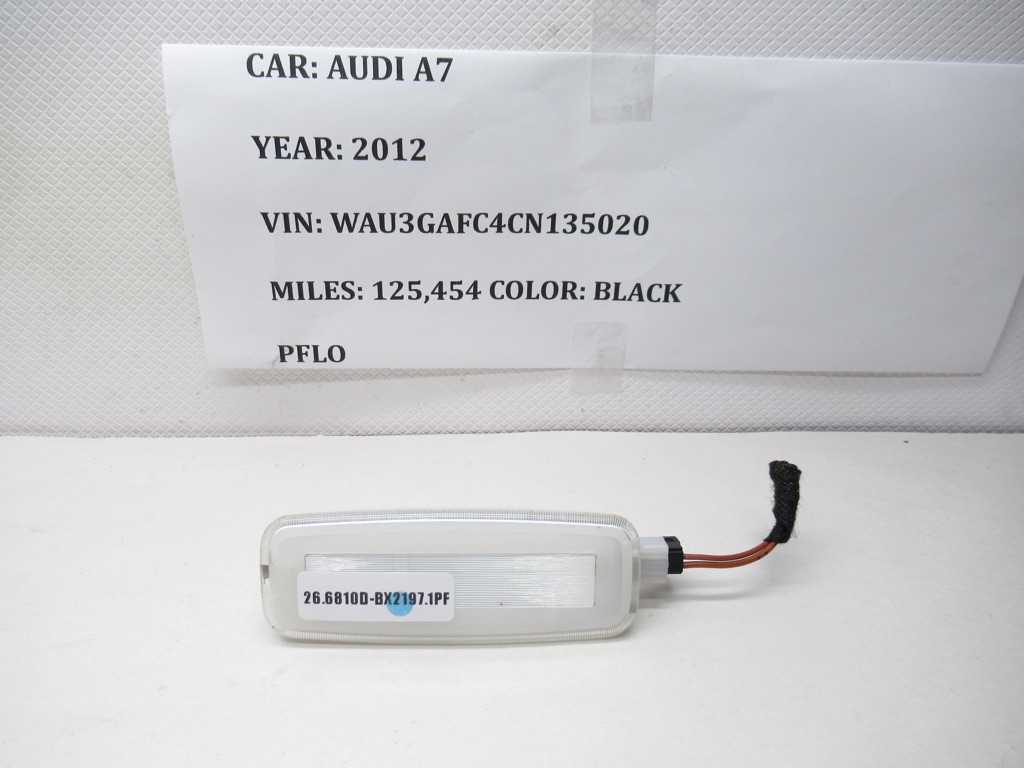 2012-2018 Audi A7  Interior Roof Sun Visor Lamp Light 4H0947105C OEM