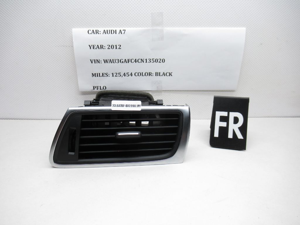 2012-2018 AUDI A7 Right Front Dash Air Vent 4G8820902 OEM