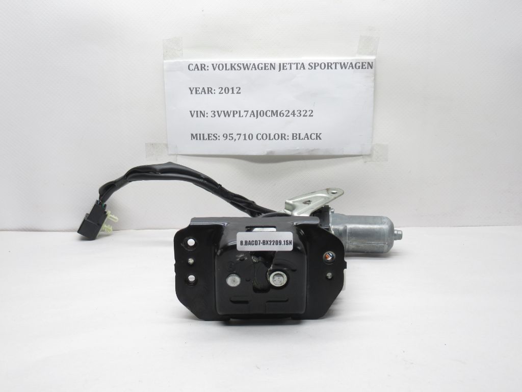 2011-2014 VOLKSWAGEN JETTA Tailgate Lock Actuator AY163800-0120 OEM