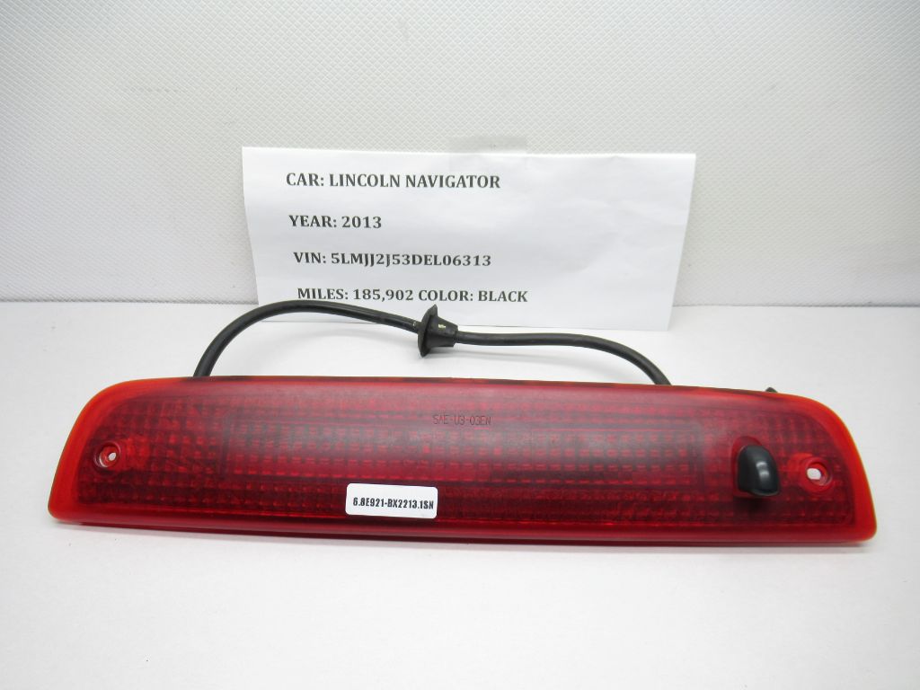 2010-2015 Lincoln Navigator Third Brake Light High Mount Lamp 4SPX-13N410-A OEM