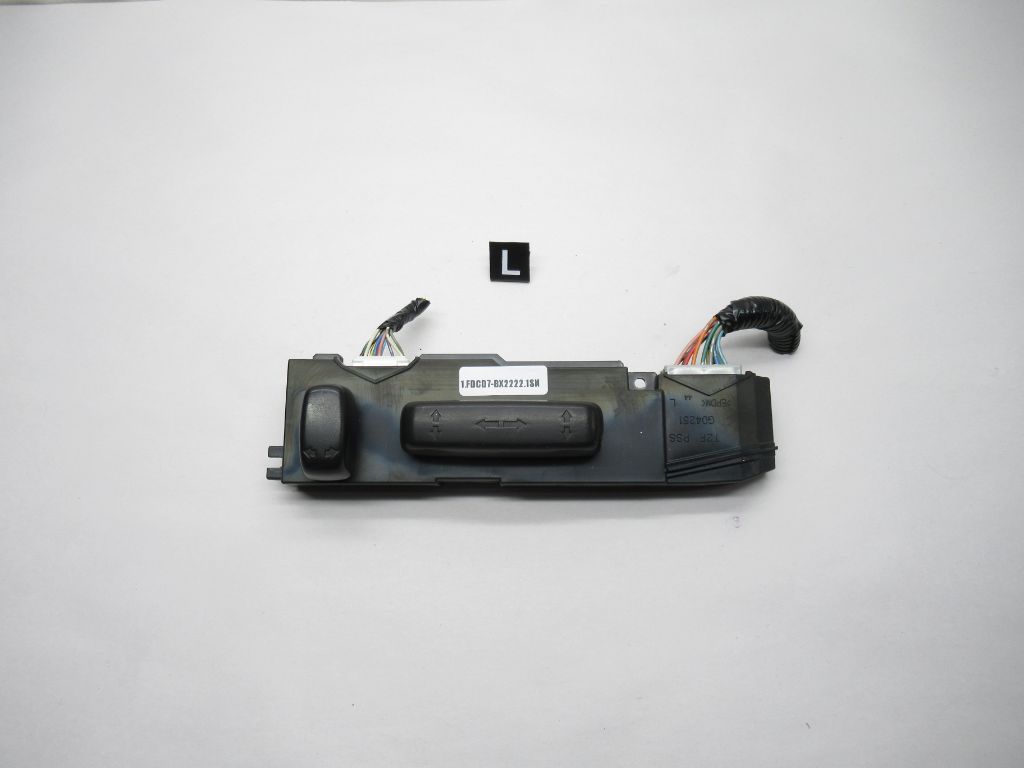 2018 - 2021 Honda Odyssey Front Left Seat Switch TZ3-A120 OEM