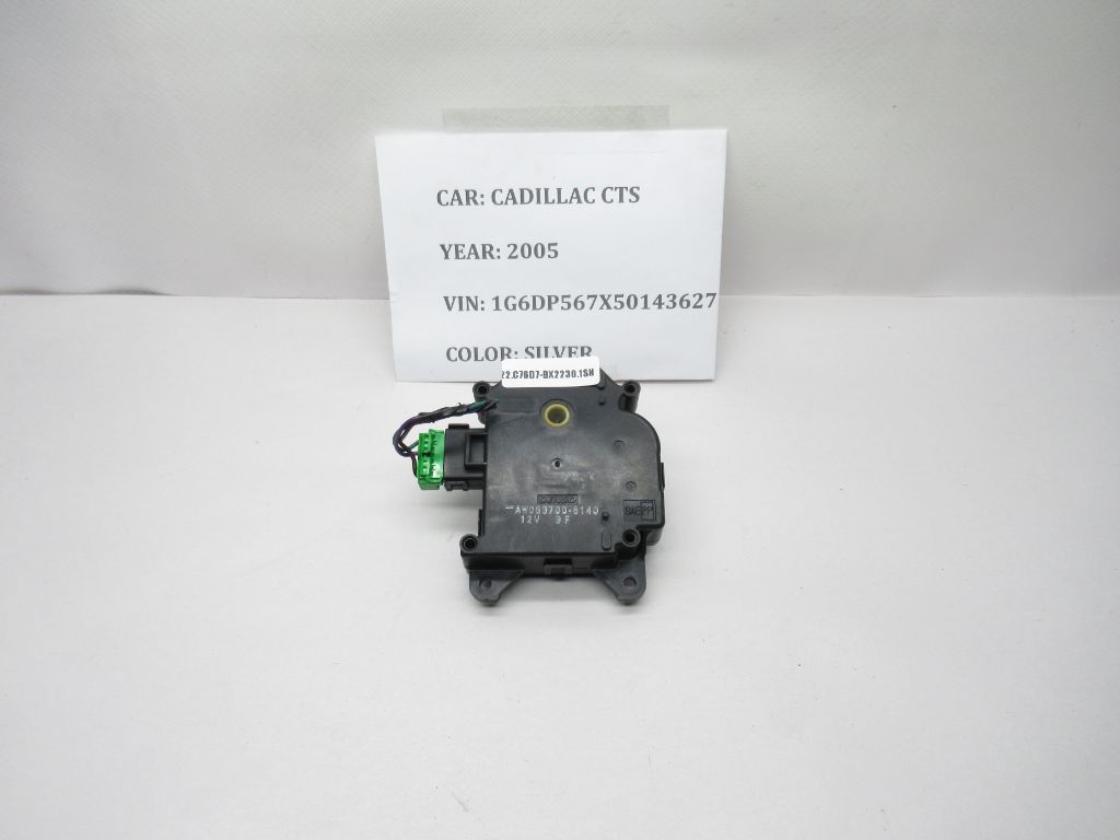 2004-2007 Cadillac CTS Blend Door Actuator AW063700-8140 OEM