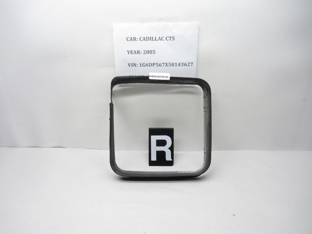 2005-2007 CADILLAC CTS Passenger Side Front Fog Lamp Seal 25740856 OEM