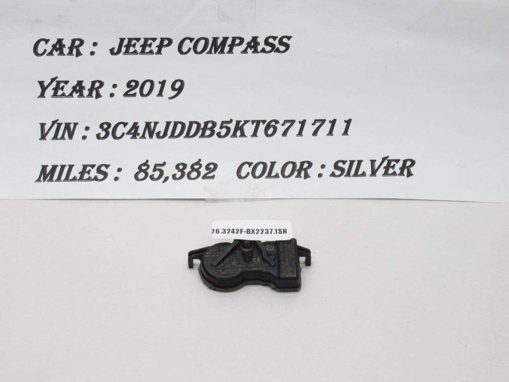2017-2022 Jeep Compass TPMSTire Pressure Monitoring System Sensor 68313387AC OEM