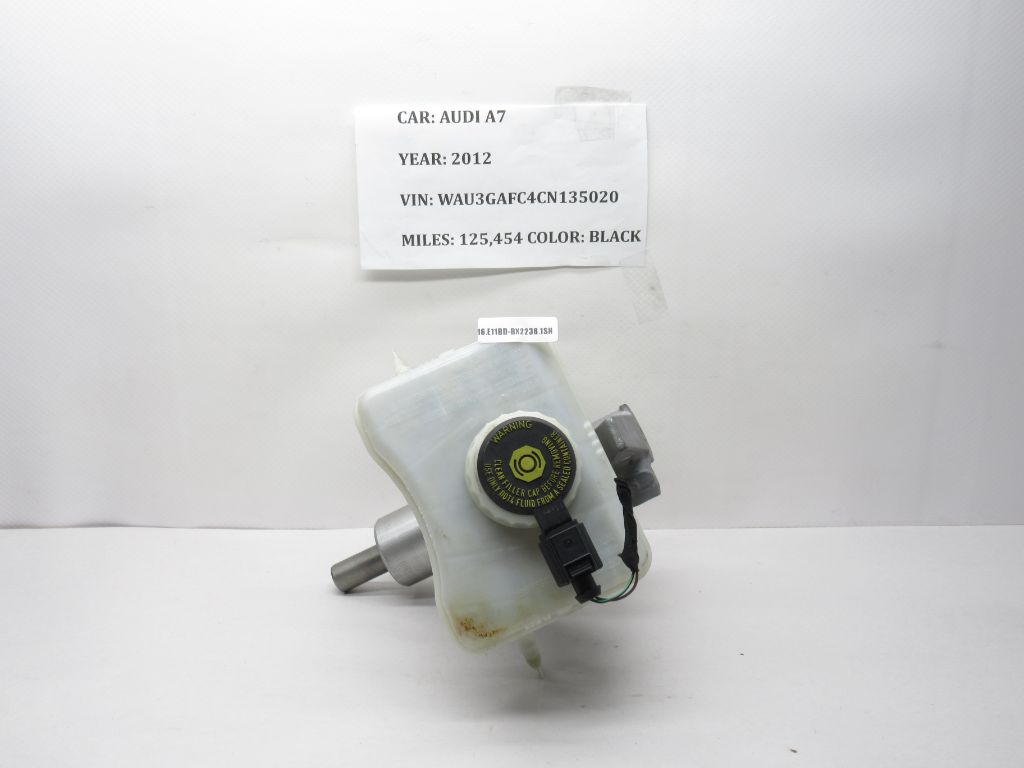 2011-2017 Audi A7 Brake Master Cylinder w Reservoir Tank 8K0611301A OEM