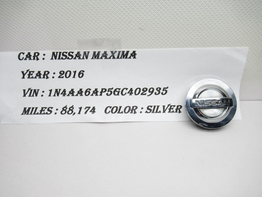 2016 - 2018 Nissan Maxima Altima Center Cap 40343-5Y700 OEM