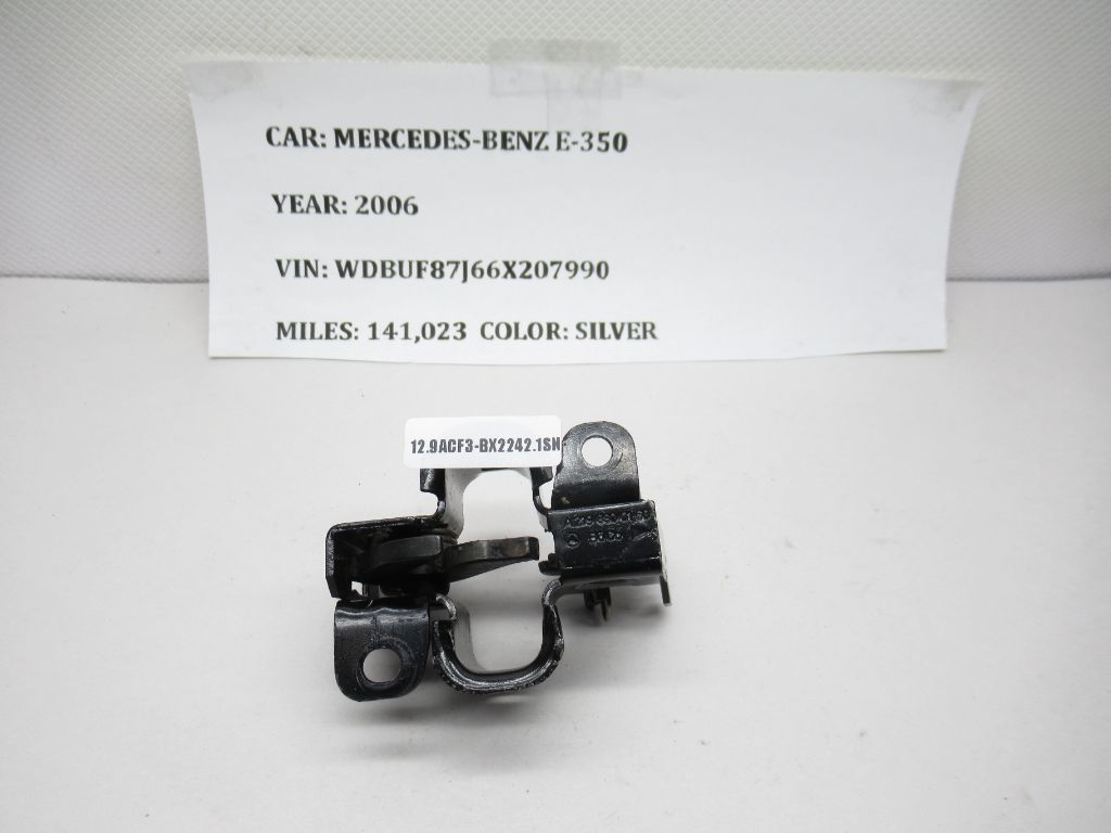 06-09 Mercedes Benz E350 Lower Hood Safety Lock Catch Latch A2198800160 OEM