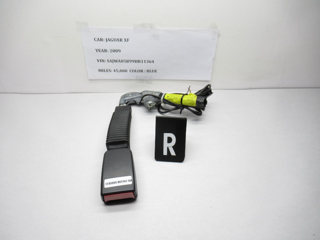 2009-2015 Jaguar XF XJ XJL Front Right Seat Belt Buckle 33036733 OEM