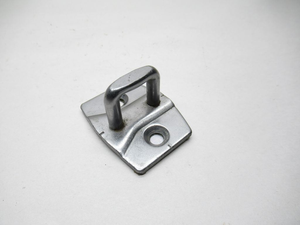 2013-2018 BMW 528i Front Left Door Lock Striker Plate 731254 OEM