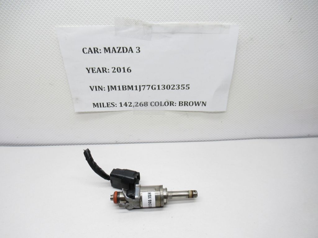 2016-2018 MAZDA 3 Fuel Injector PE0113250B OEM